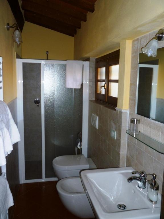 Agriturismo Casa Belvedere Bacchereto Phòng bức ảnh